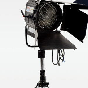 L8 — Fresnel 2000W Dexel